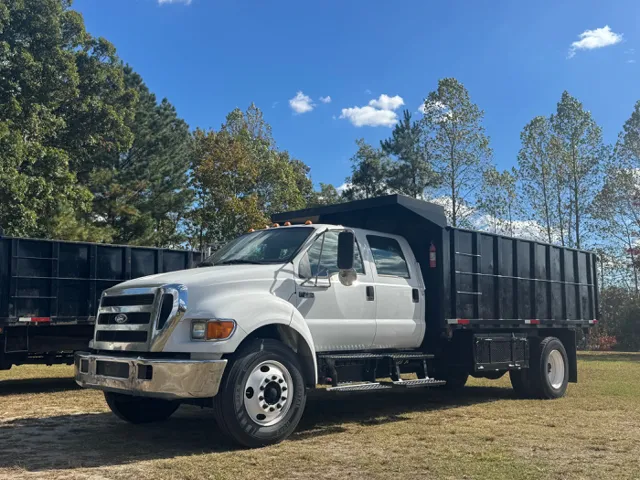 2006 Ford F-750's photo