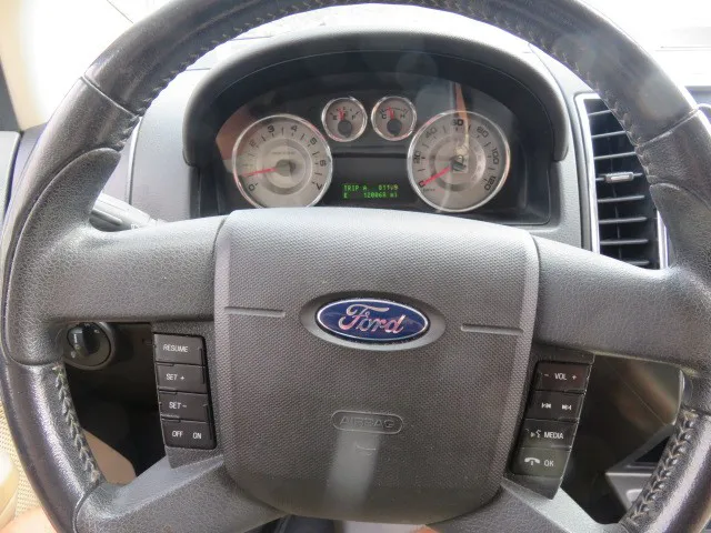 2008 Ford Edge Limited photo 10