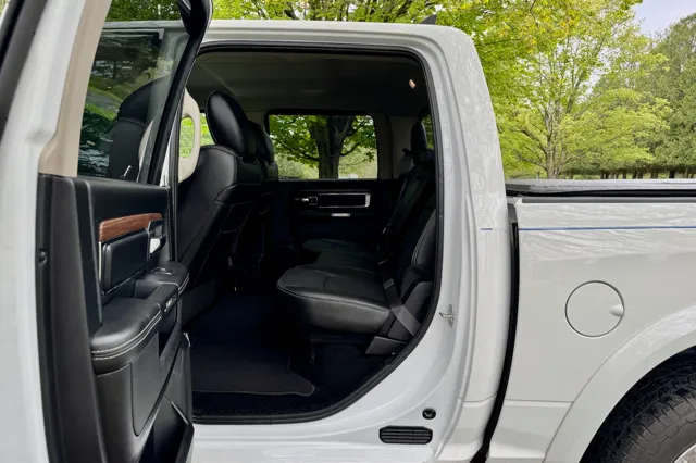 2018 RAM Ram 1500 Pickup Laramie - Photo 20