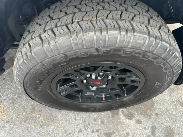 2021 Toyota 4Runner Venture - Photo 11