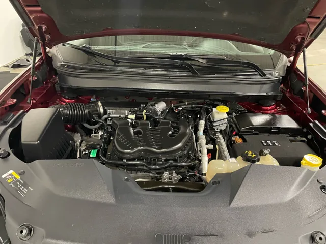 2019 Jeep Cherokee Latitude Plus - Photo 24