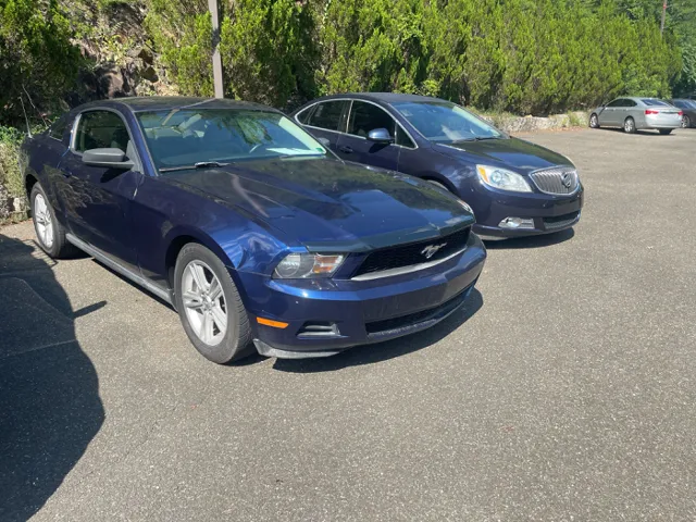 2010 Ford Mustang V6