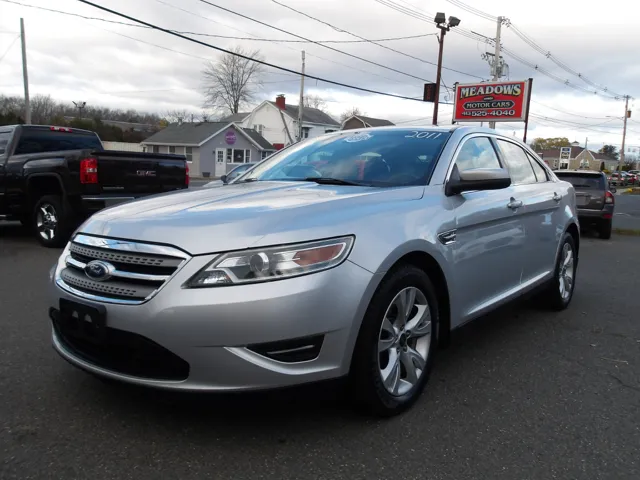 2011 Ford Taurus SEL