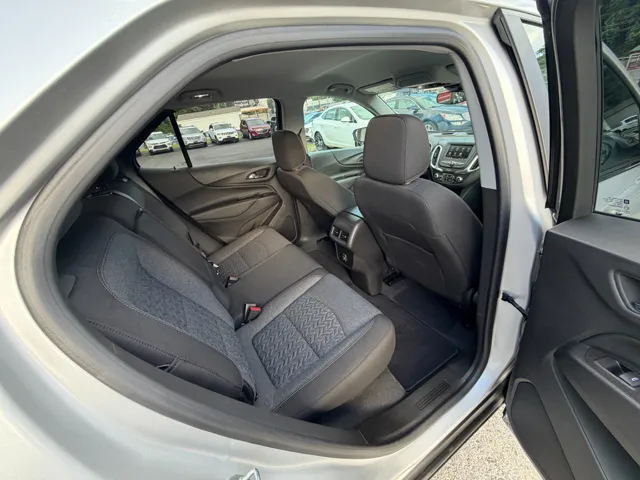 2022 Chevrolet Equinox LT - Photo 16
