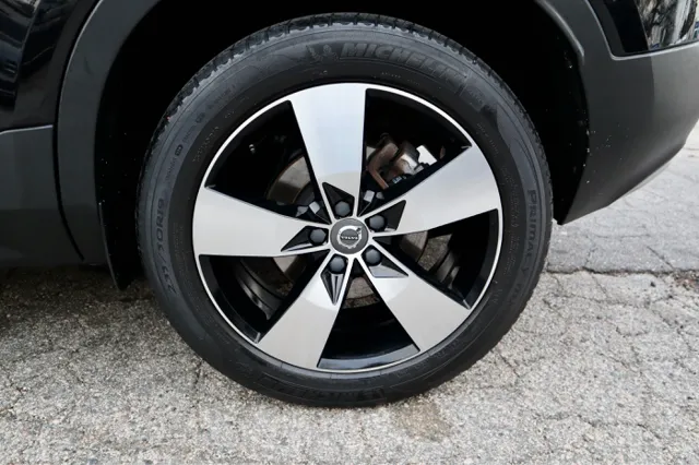 2020 Volvo XC40 Momentum - Photo 8