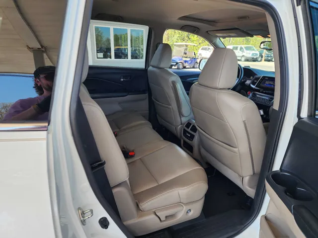 2017 Honda Pilot EX-L - Photo 17