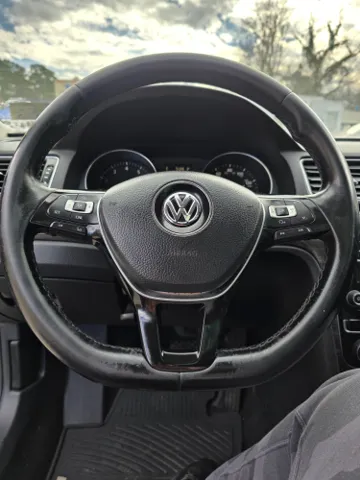 2018 Volkswagen Passat SE - Photo 12