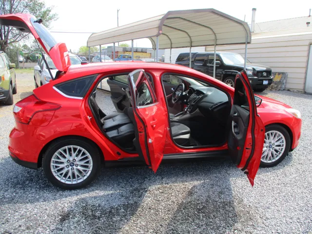 2012 Ford Focus SEL - Photo 15