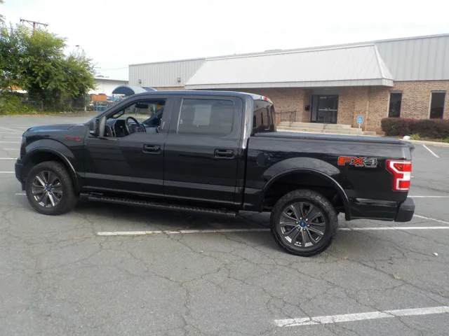 2018 Ford F-150 XLT photo 2