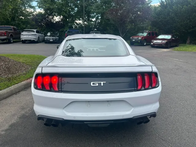 2020 Ford Mustang GT - Photo 6