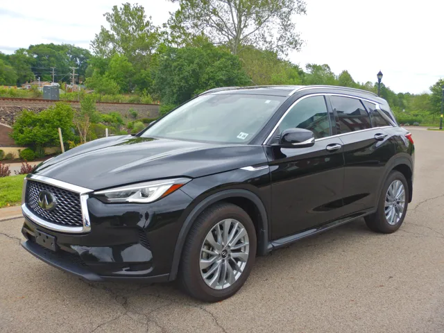 2023 INFINITI QX50 Luxe AWD's photo