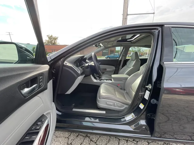 2015 Acura TLX Technology Package - Photo 9