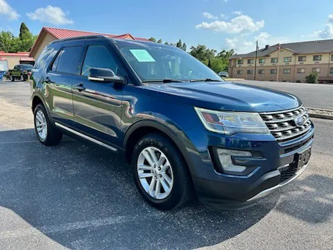 2017 Ford Explorer XLT FWD's photo