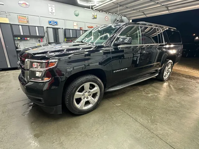 2016 Chevrolet Suburban LT
