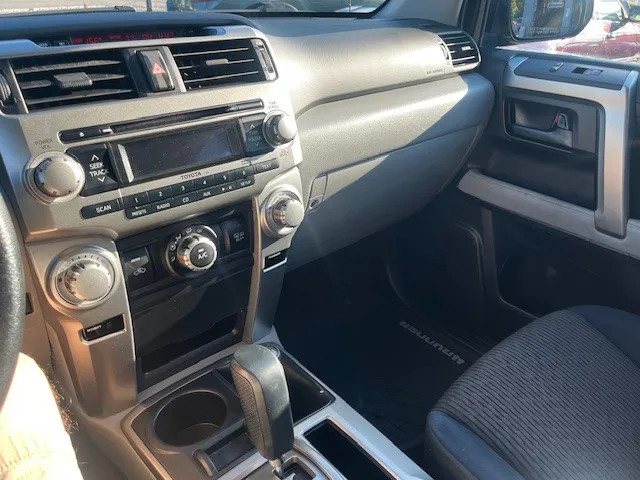 2011 Toyota 4Runner photo 6