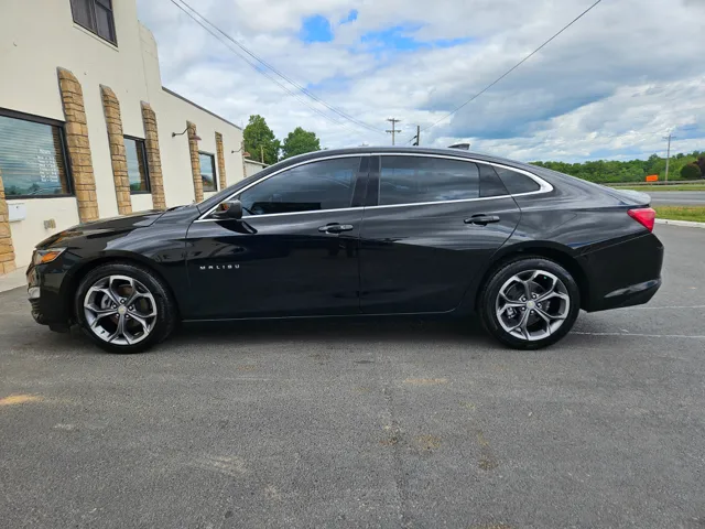 2023 Chevrolet Malibu 1LT photo 4