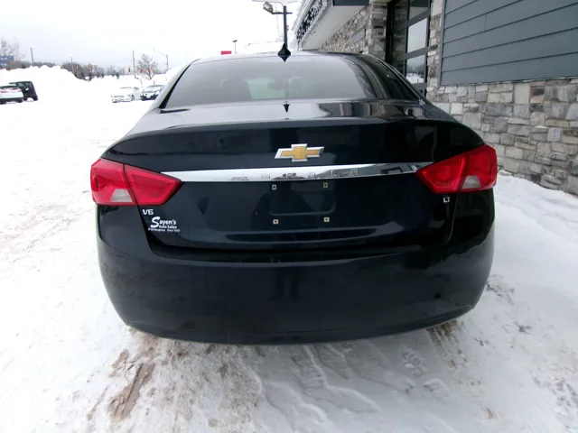 2017 Chevrolet Impala 1LT - Photo 5
