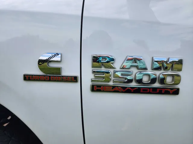 2018 Ram 3500 photo 13