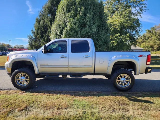2012 GMC Sierra 2500HD SLE's photo