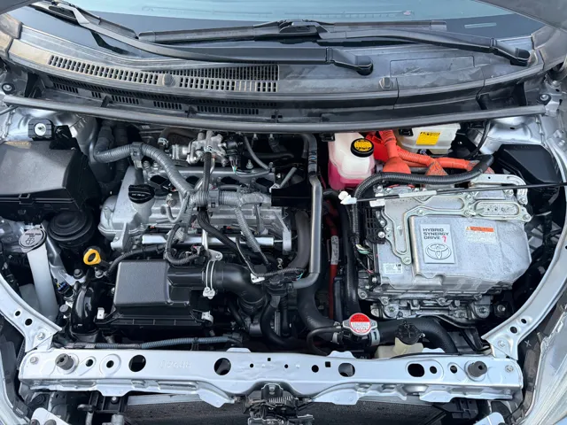 2015 Toyota Prius c Two - Photo 19