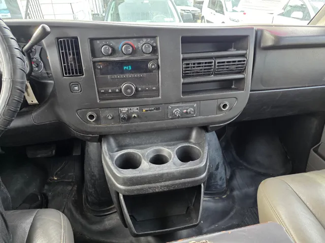 2013 Chevrolet Express Cargo Work Van - Photo 16