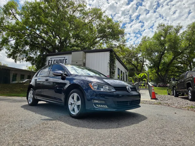 2017 Volkswagen Golf Wolfsburg Edition