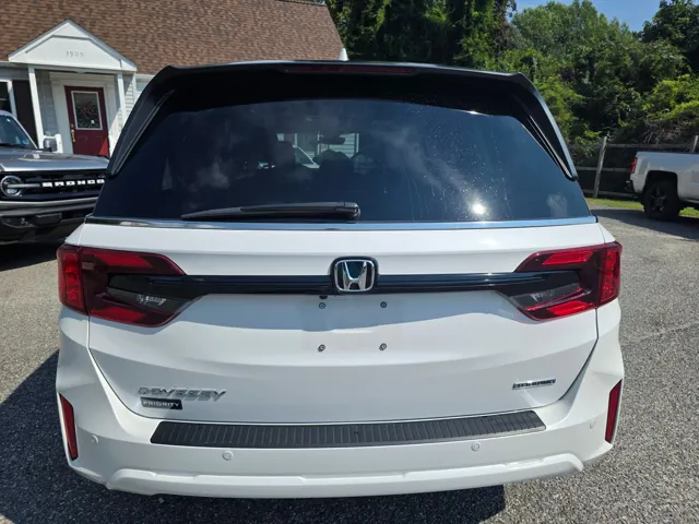 2025 Honda Odyssey Touring - Photo 8