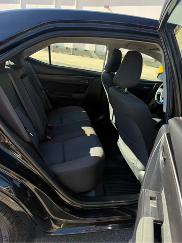2018 Toyota Corolla LE - Photo 13