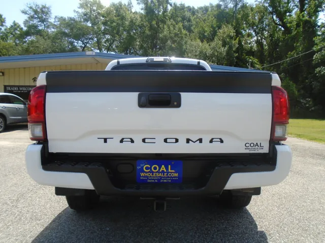 2019 Toyota Tacoma SR5 - Photo 21