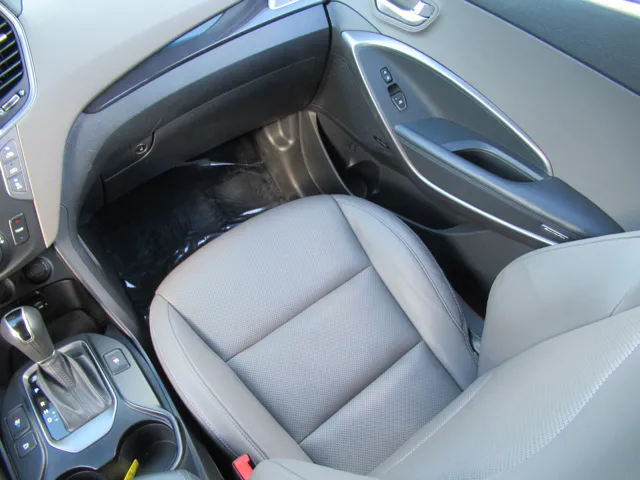 2015 Hyundai Santa Fe Limited - Photo 22