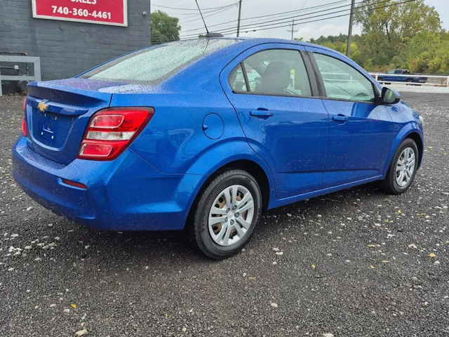 2017 Chevrolet Sonic LS photo 5