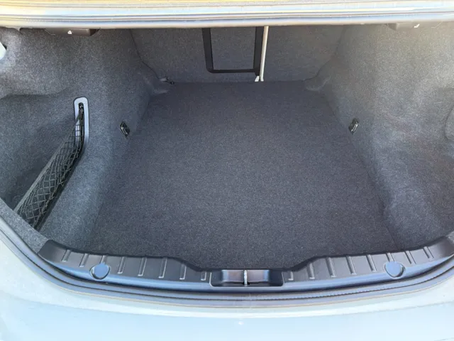 2012 BMW 5 Series 550i - Photo 35