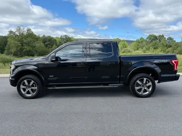 2016 Ford F-150 XLT photo 4