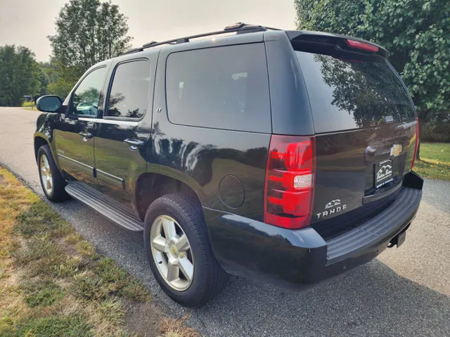 2011 Chevrolet Tahoe LT photo 8