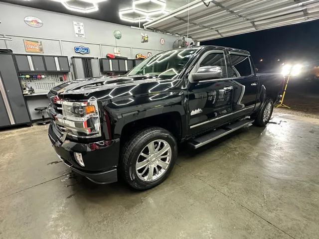 2016 Chevrolet Silverado 1500 High Country's photo