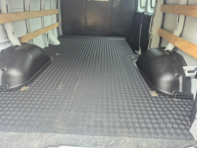 2023 Chevrolet Express Cargo Work Van - Photo 16