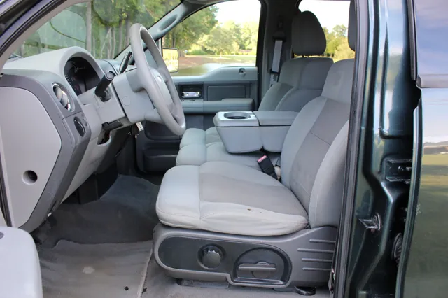 2004 Ford F-150 XLT - Photo 9