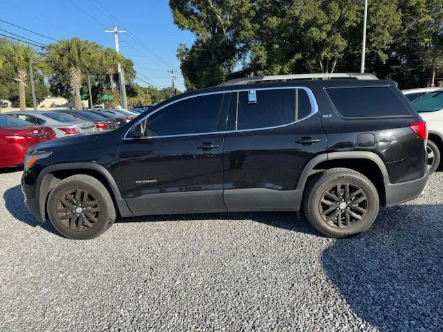 2019 GMC Acadia SLT-1's photo