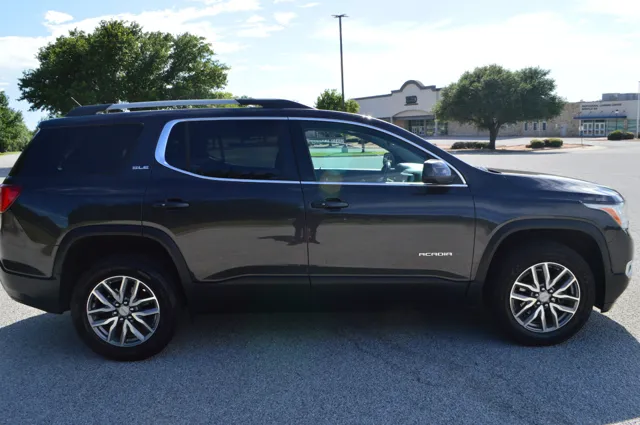 2017 GMC Acadia SLE-2 - Photo 8