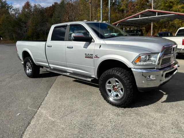 2018 Ram 3500 Laramie photo 2