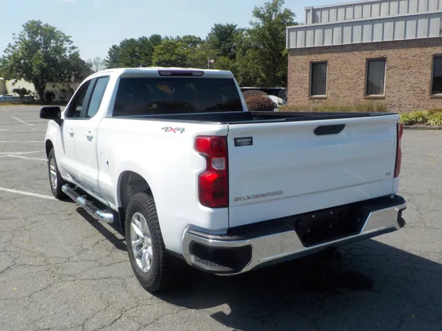 2019 Chevrolet Silverado LT photo 10