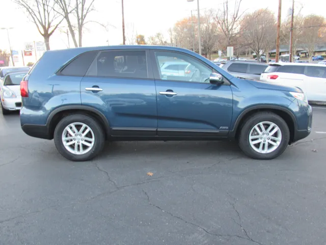 2015 Kia Sorento LX - Photo 7