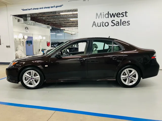 2011 Saab 9-3 photo 3