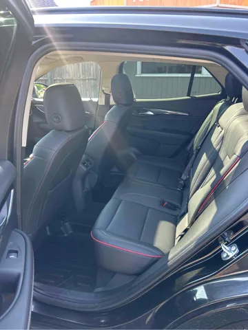 2023 Buick Envision Essence - Photo 8