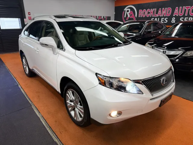 2011 Lexus RX 450h's photo
