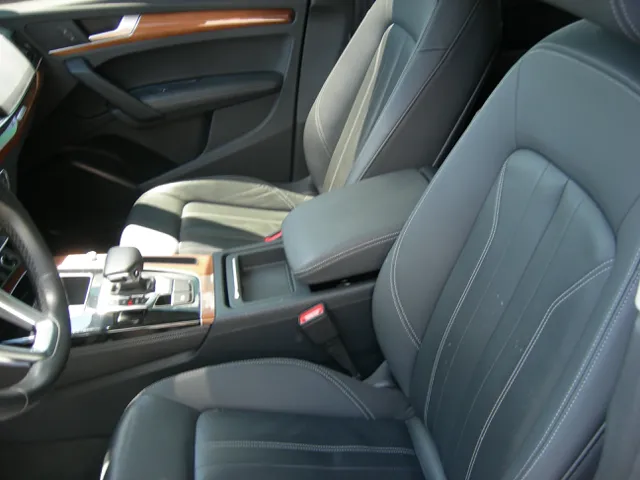 2022 Audi Q5 Premium Plus - Photo 7