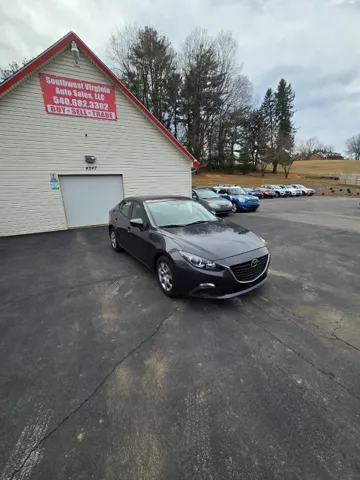 2014 Mazda MAZDA3 i Sport's photo