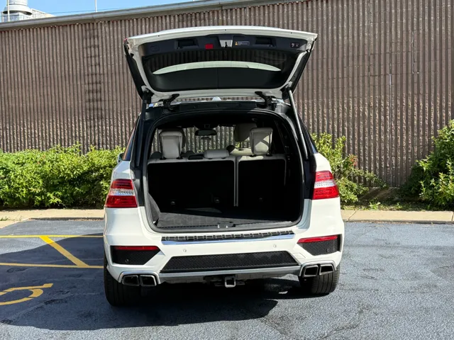 2012 Mercedes-Benz M-Class ML63 AMG - Photo 17
