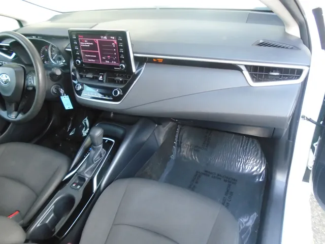 2021 Toyota Corolla LE - Photo 29