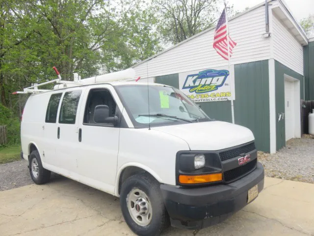 2017 GMC Savana 3500's photo